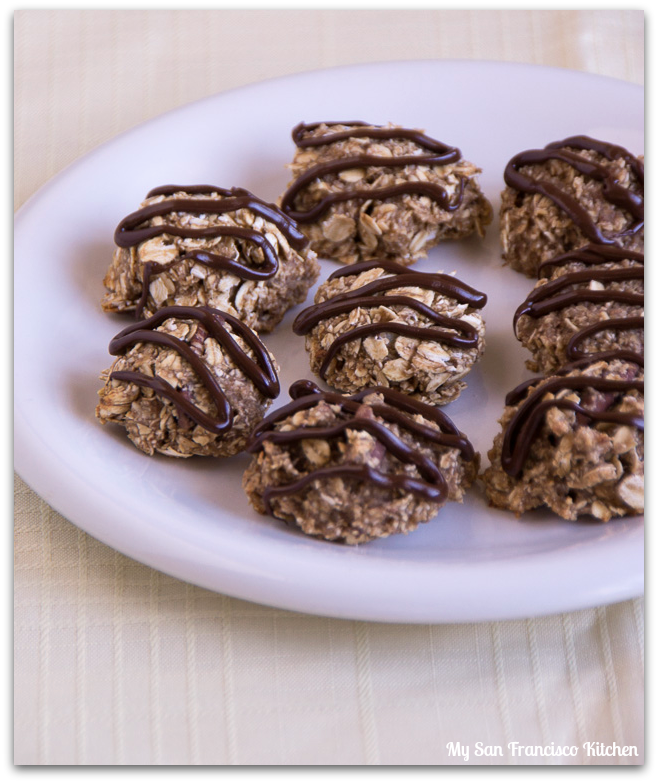 banana-cookies-plate