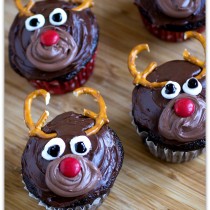 rudolph cupcakes