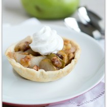 mini pear and walnut pies