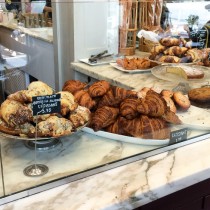 b. patisserie croissants