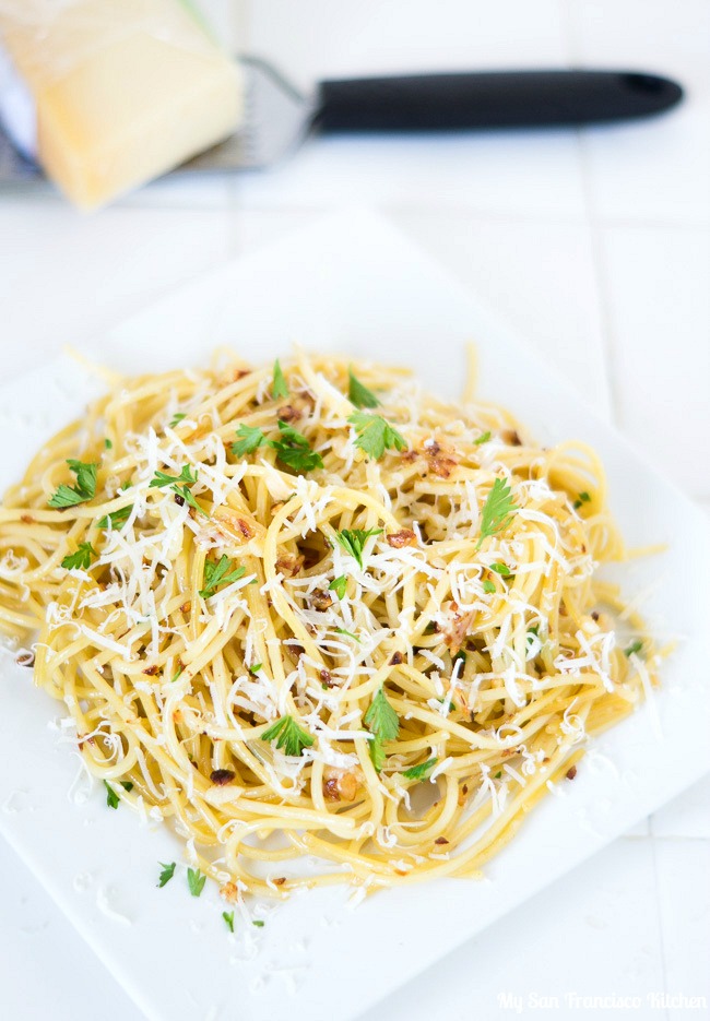 Skinny Garlic Noodles