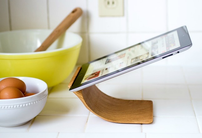 yohann ipad stand