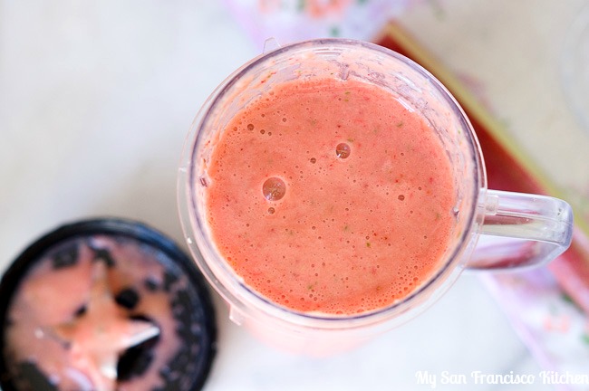 rhubarb-smoothie-2