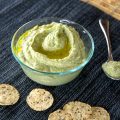 Spinach Garlic Hummus