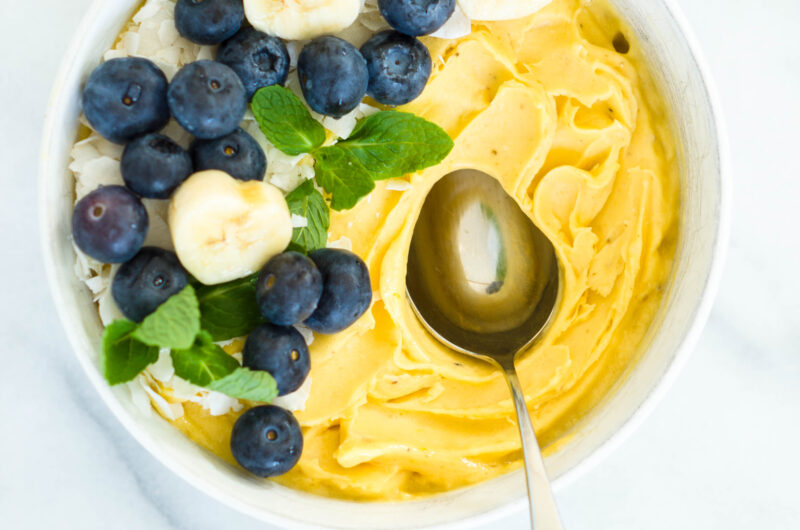 Mango Smoothie Bowl